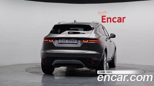 Jaguar E-PACE D180 SE, 2019 3