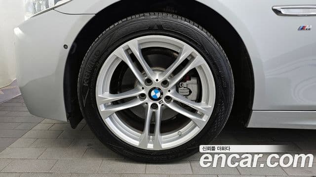 BMW 5시리즈 (F10) 528i xDrive M аэродинамический Special Edition, 2016 все фото