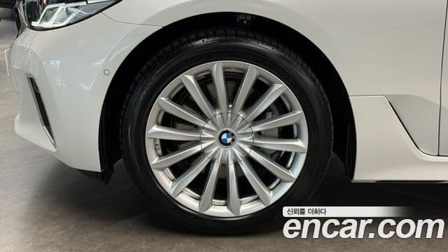 BMW 6시리즈 GT (G32) Luxury, 2024 все фото
