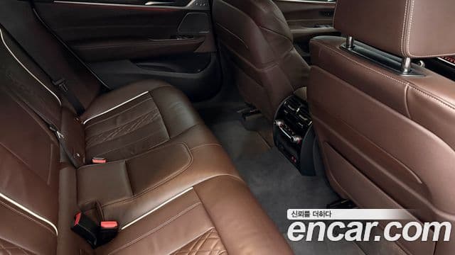 BMW 6시리즈 GT (G32) Luxury, 2024 10