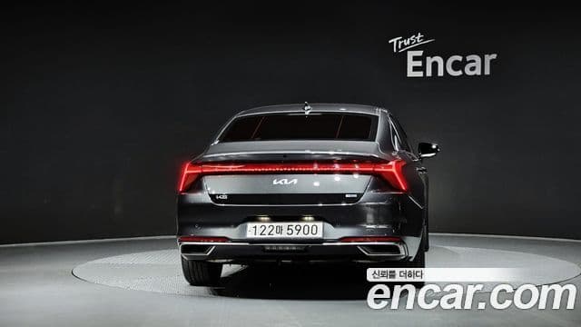 Kia K8 гибрид Signature, 2023 4