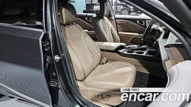 Kia K8 гибрид Signature, 2023 10