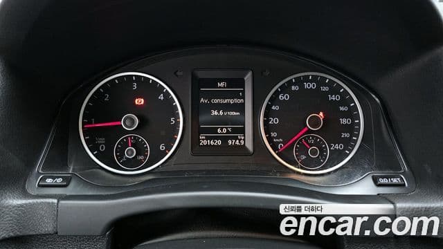 Volkswagen New Tiguan 5N, 2016 8