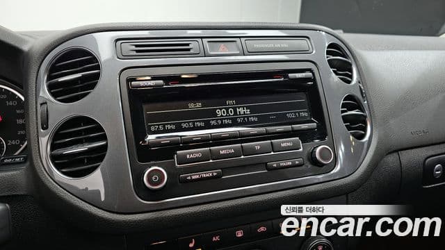 Volkswagen New Tiguan 5N, 2016 14