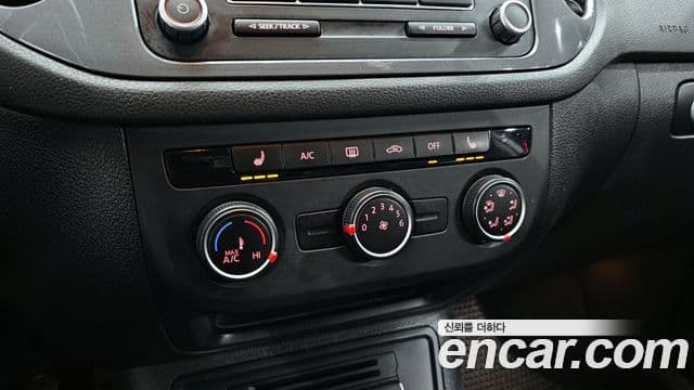 Volkswagen New Tiguan 5N, 2016 15