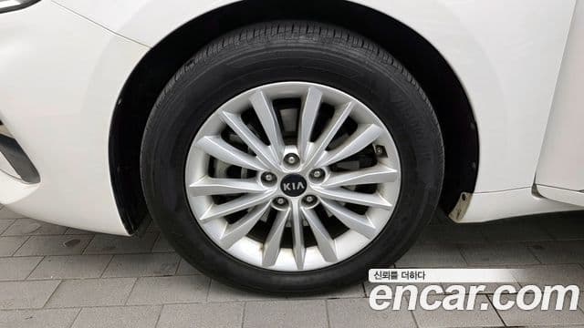 Kia K7 Premier 3.0 LPI Trendy(арендный автомобиль), 2020 все фото