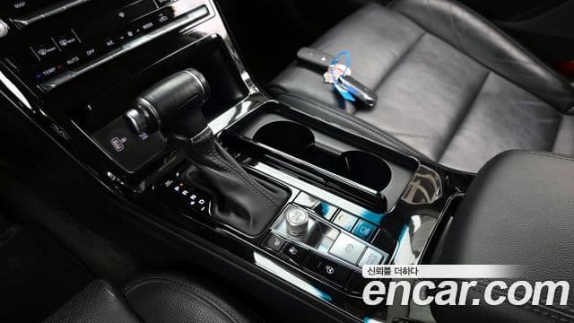 Kia K7 Premier 3.0 LPI Trendy(арендный автомобиль), 2020 9