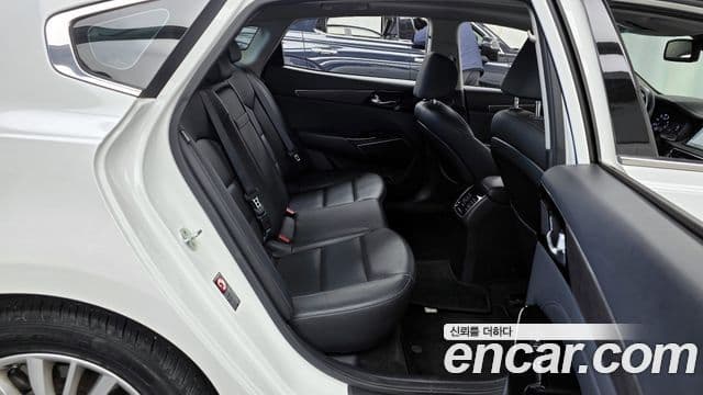 Kia K7 Premier 3.0 LPI Trendy(арендный автомобиль), 2020 12