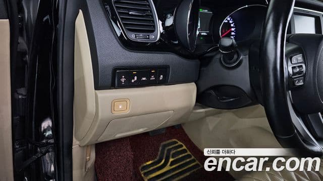 Kia The / новый New Carnival бензин 9인승 High Limousine(компания по спецнадстройкам), 2019 17