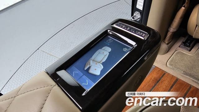 Kia The / новый New Carnival бензин 9인승 High Limousine(компания по спецнадстройкам), 2019 18