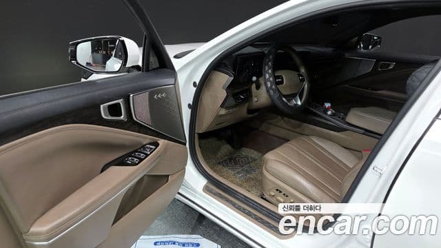 Kia K8 гибрид Noblesse, 2022 10