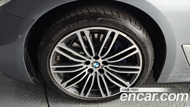 BMW 5시리즈 (G30) 530i xDrive M Sport Plus, 2018 все фото