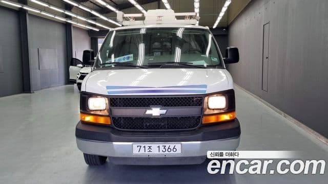 Chevrolet 익스프레스밴, 2008 1