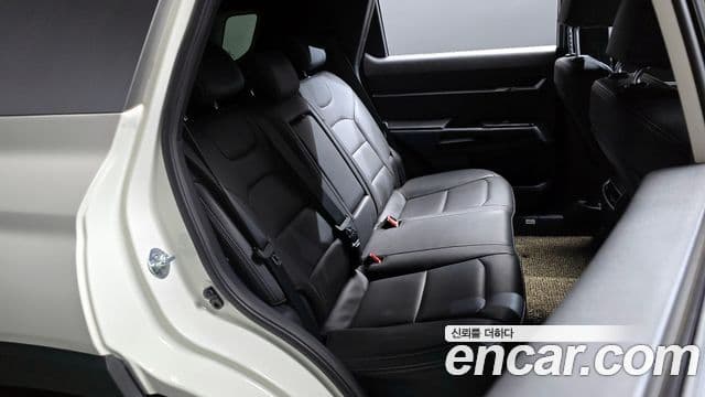 KG모빌리티(SsangYong) Torres T5, 2023 12