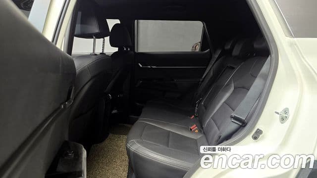 KG모빌리티(SsangYong) Torres T5, 2023 13