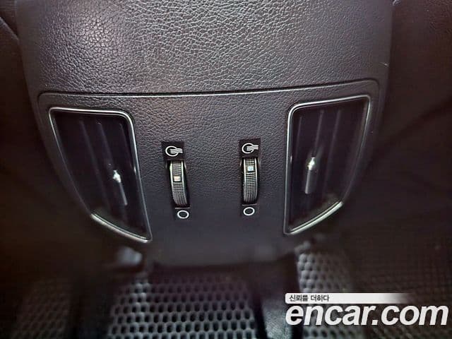 Hyundai YF Sonata LPI top, 2012 16