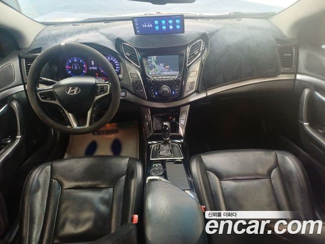 Hyundai i40 살룬 PYL, 2014 16