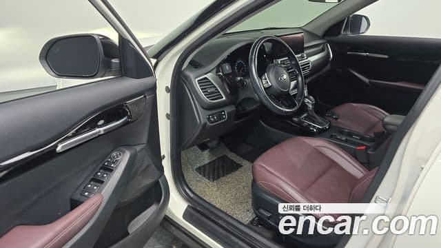 Kia Seltos Signature, 2022 11