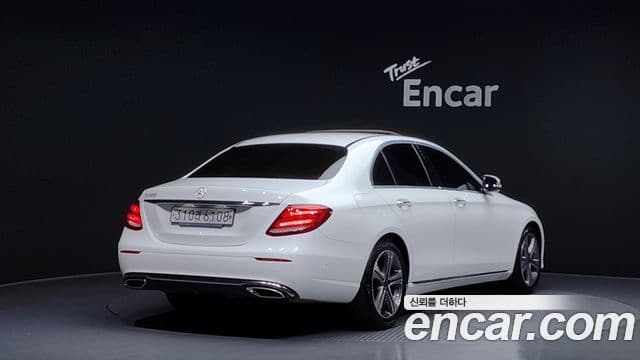 Mercedes-Benz E-класс W213 Avantgarde, 2019 2