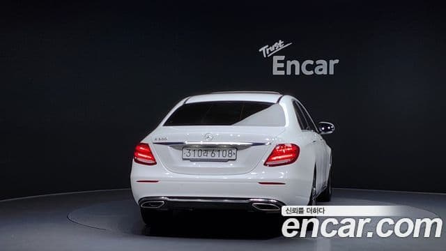 Mercedes-Benz E-класс W213 Avantgarde, 2019 4