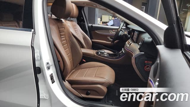 Mercedes-Benz E-класс W213 Avantgarde, 2019 11