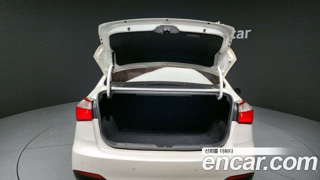 Kia K3 Luxury, 2015 20