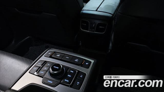 Genesis G80 Luxury, 2018 18