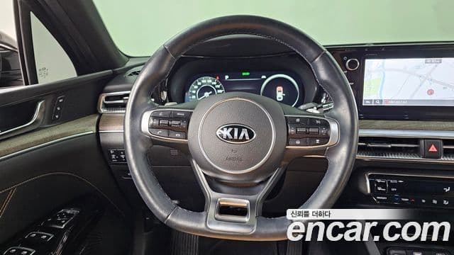 Kia K5 3세대 Signature, 2021 13