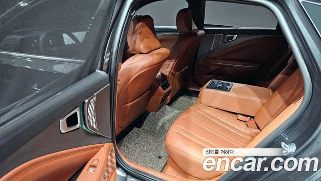 Kia The / новый New K8 гибрид Noblesse, 2025 12