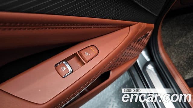 Kia The / новый New K8 гибрид Noblesse, 2025 18