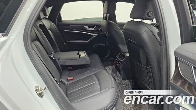 Audi A6 (C8) Premium, 2022 12