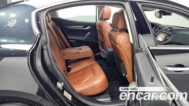 Maserati 기블리 3세대, 2015 11