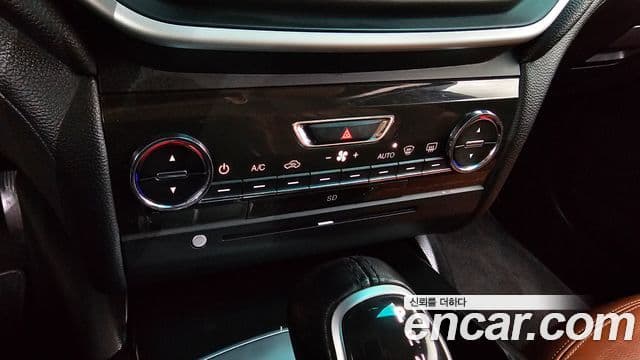 Maserati 기블리 3세대, 2015 19