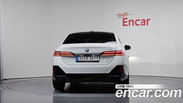 BMW 5시리즈 (G60) 520i M Sport, 2025 4