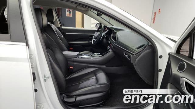 Hyundai Sonata (DN8) Modern, 2020 13