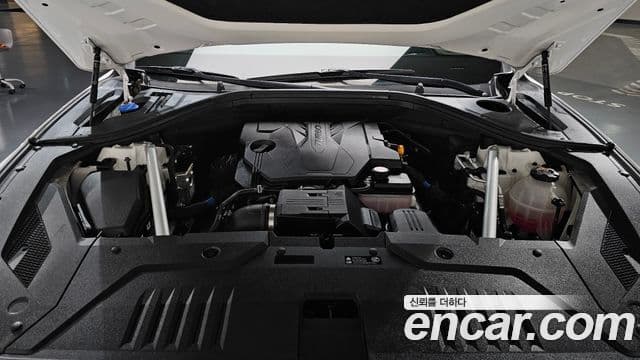 Genesis GV70, 2021 6