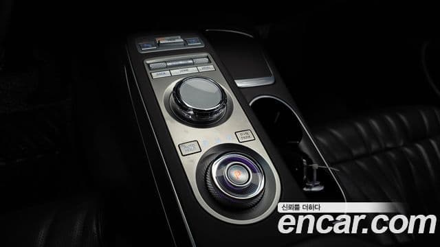 Genesis GV70, 2021 9