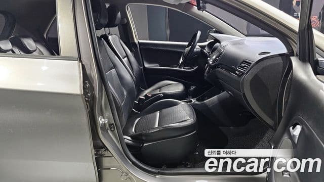 Kia The / новый New Morning Luxury, 2016 11