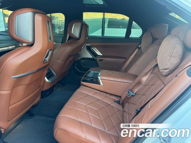 BMW 7시리즈 (G70) 740d xDrive Design Pure Excellence, 2023 12