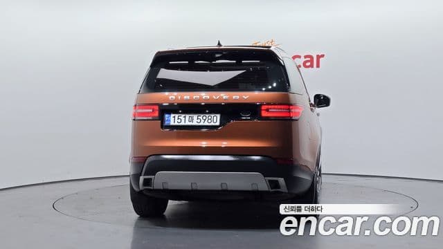Land Rover Discovery 5 Luxury, 2017 4