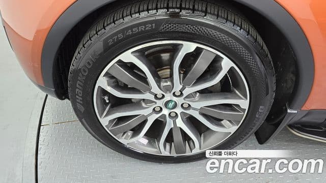 Land Rover Discovery 5 Luxury, 2017 все фото