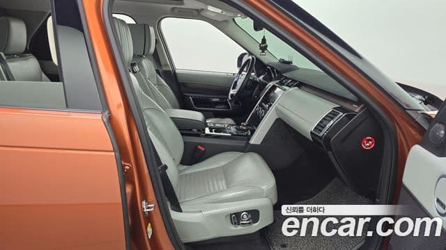 Land Rover Discovery 5 Luxury, 2017 11