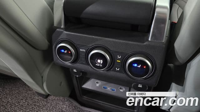 Land Rover Discovery 5 Luxury, 2017 18