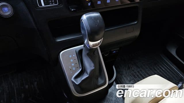 Hyundai Staria Modern, 2022 9