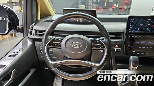 Hyundai Staria Modern, 2022 13