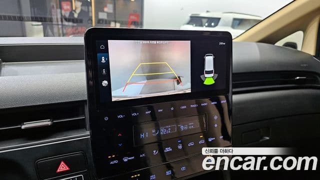 Hyundai Staria Modern, 2022 17