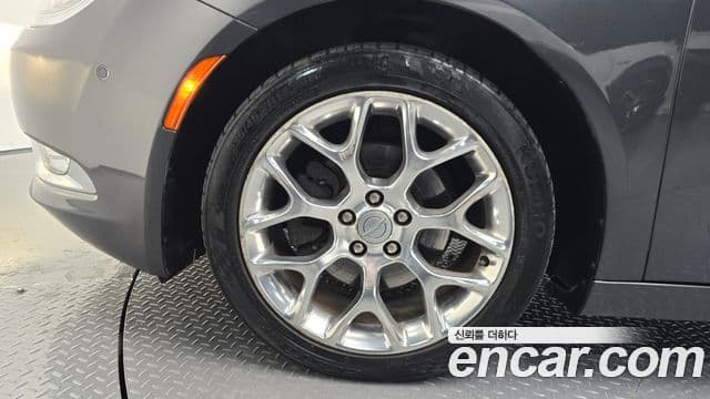 크라이슬러 200 2세대 2.4 C, 2015 все фото