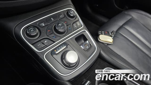 크라이슬러 200 2세대 2.4 C, 2015 9