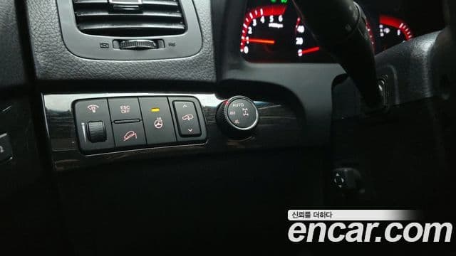 Kia Mohave 4WD KV300, 2015 17