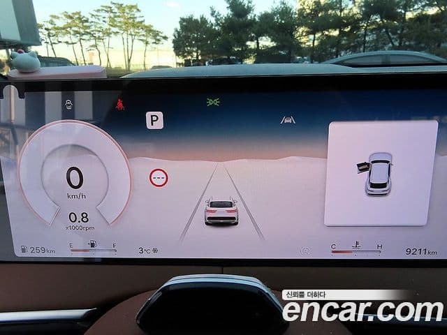 Genesis GV70, 2025 9